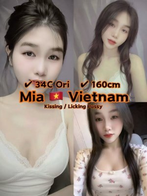 Mia 21yo {34C} Fair Sexy Petite Vietnam Lady
