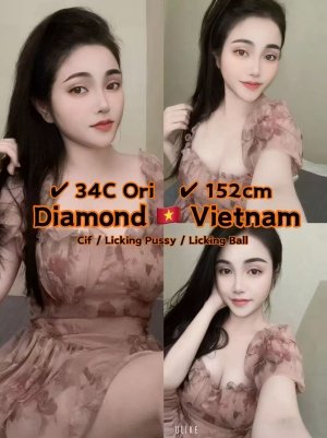 Diamond 25yo {34C} Fair Sexy Petite Vietnam Lady